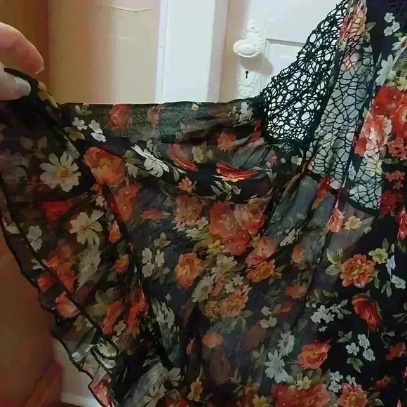 Cotton Club  cover up. #0048C - Picture 5 of 7